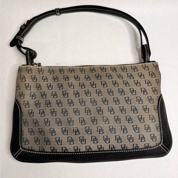 Dooney & Bourke Signature 1990’s Monogram Shoulder Bag - Picture 4 of 8